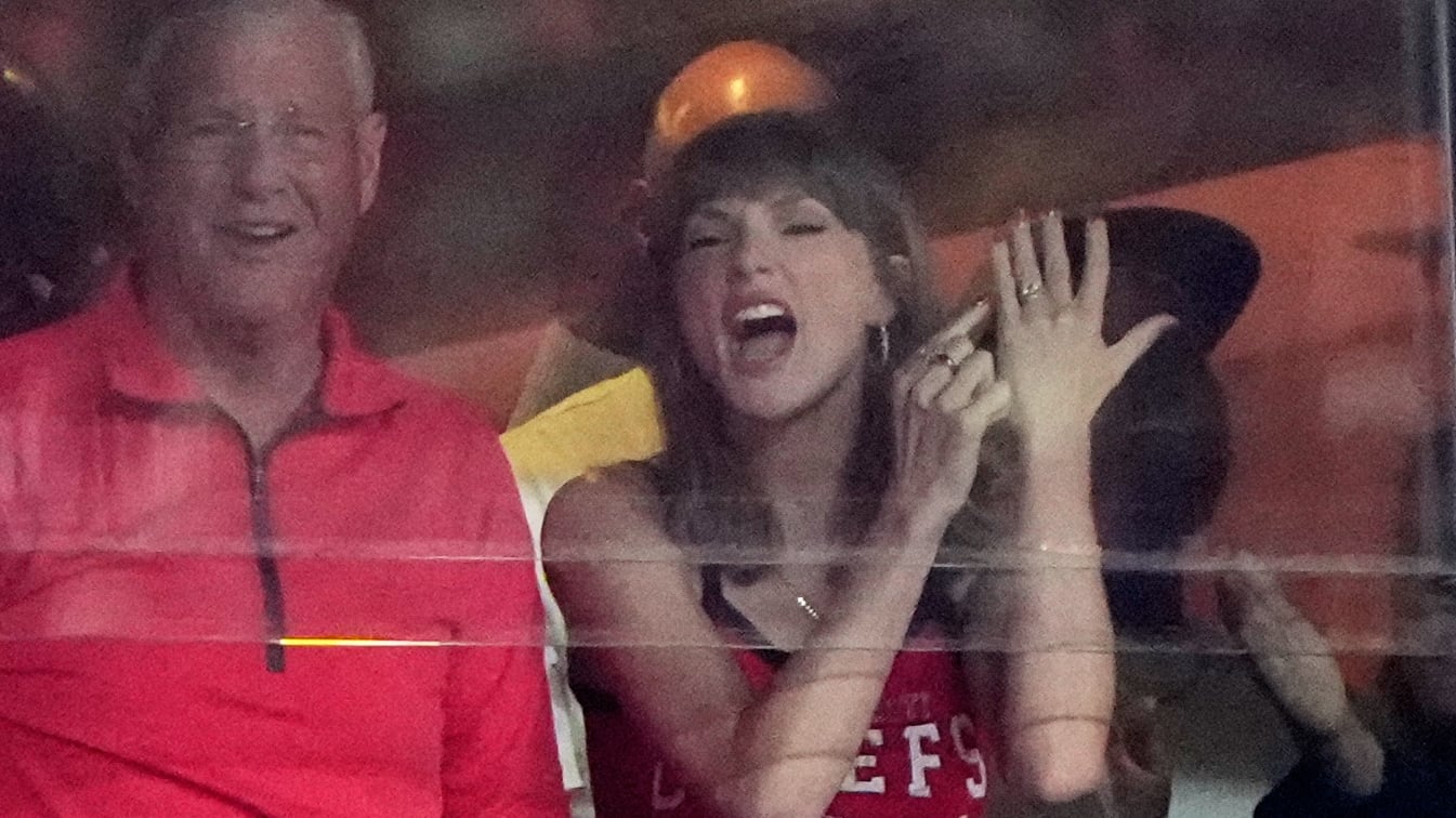 Taylor Swift Seen Celebrating Travis Kelce Touchdown at Chiefs Game