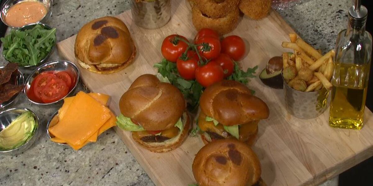 Fleming’s Steakhouse: California Burger