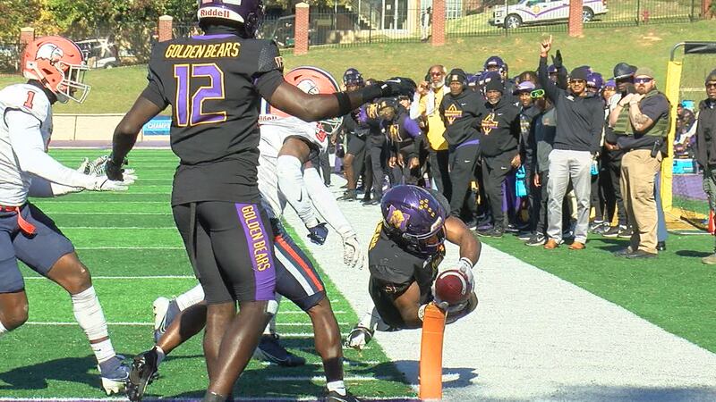 Miles College takes down Carson-Newman for first ever playoff win, advance to 2nd round of...