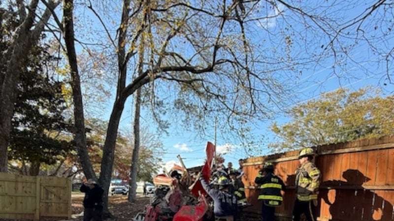 1 dead in vehicle crash in Center Point, Chalkville School Road closed for ‘extended period of...