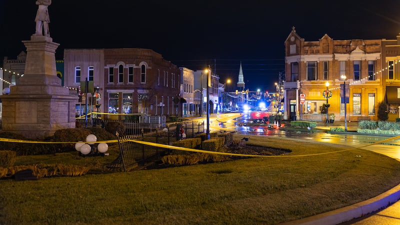 Crash shuts down portion of Lebanon square