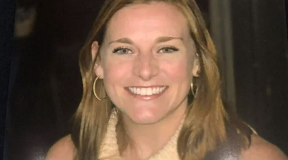 Starling, a Troy native, was a speech pathologist at a Birmingham school.