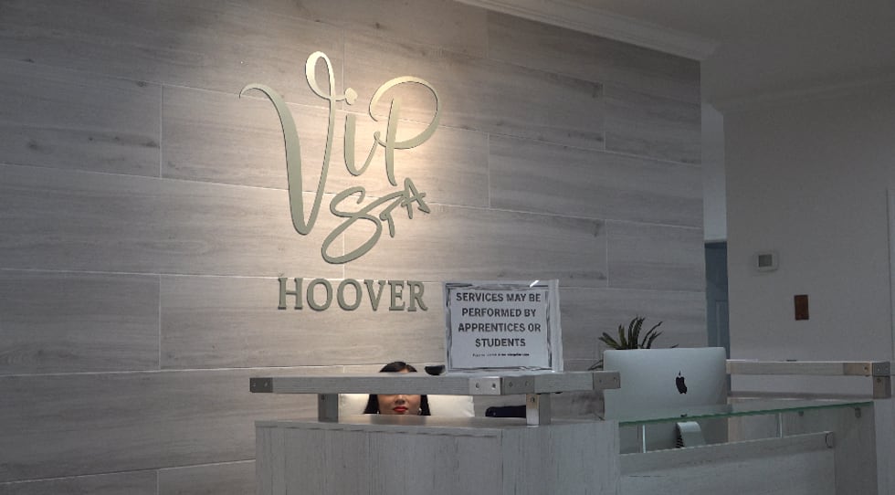 New Bilingual spa opened in Hoover.