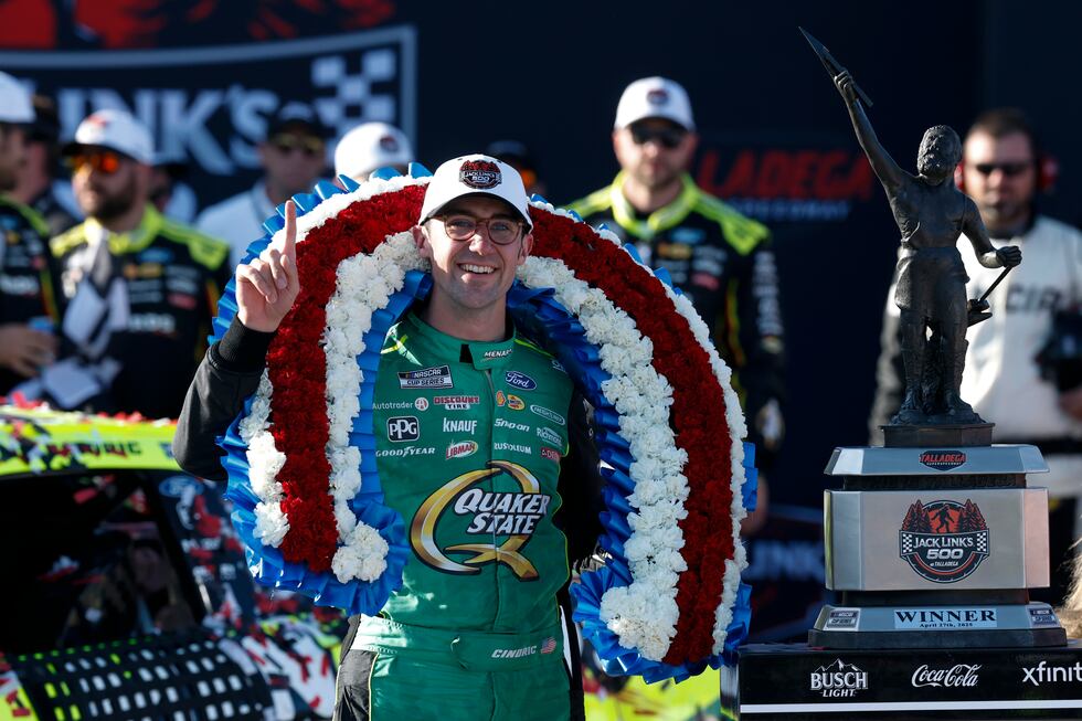 Logano responds to criticism from Hall of Famer, asks ‘Has Chipper ...