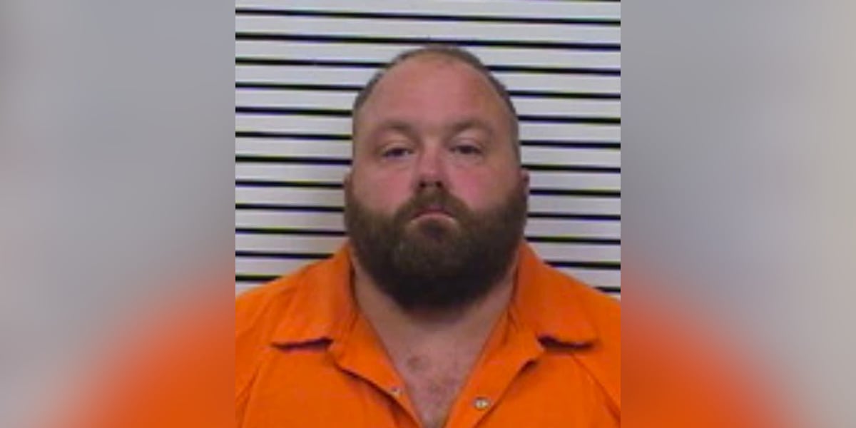 Man arrested after 2 found dead, separate burglary reported in Pickens County