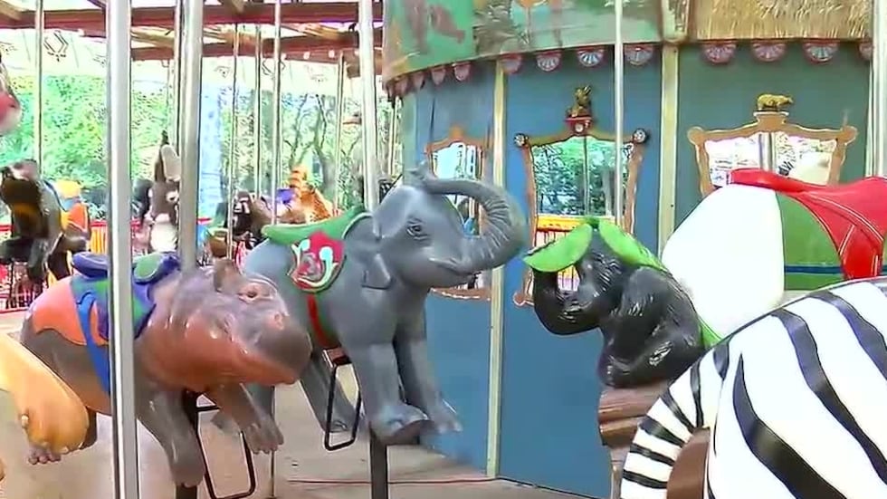 Birmingham Zoo carousel gets a refresh