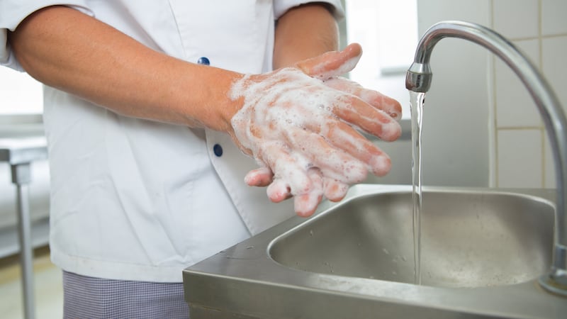 chef washing hands