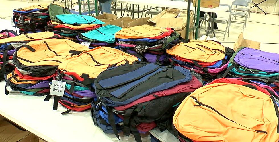 2 churches team up to give away 1,500 backpacks at Tuscaloosa back-to-school rally